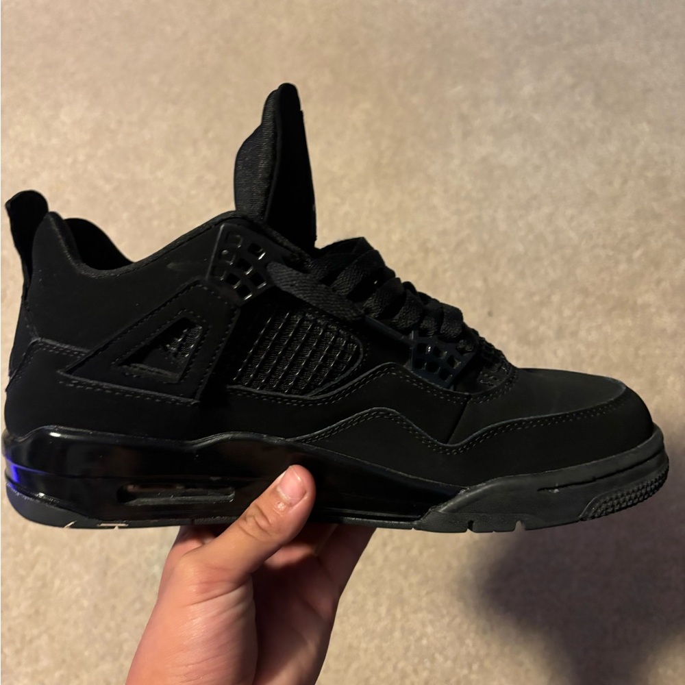 Jordan 4 black cat